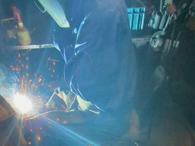 板金溶接経験者求む！このままでは仕事を断ることに...！年収UP(工場・製造、相模原市中央区)のイメージ画像