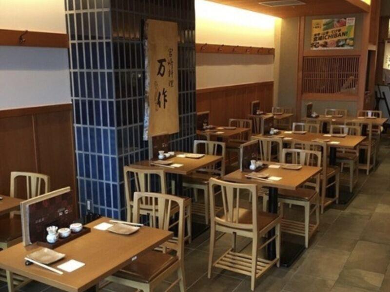 宮崎料理 万作 大名古屋ビルヂング店の仕事画像2