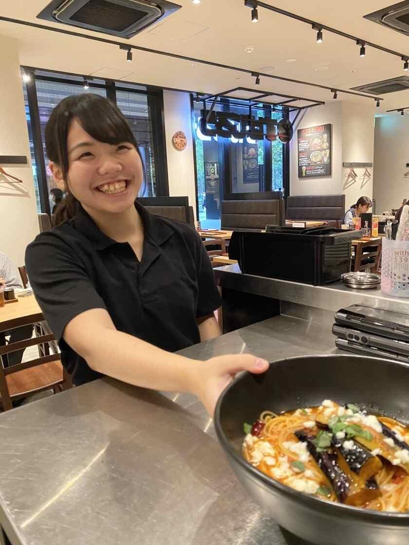 すぱじろうジャパン株式会社の制服3