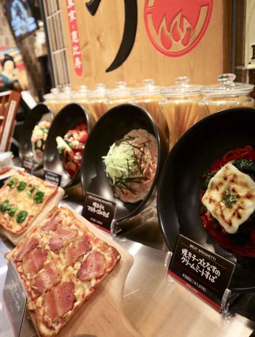 釜あげスパゲッティ すぱじろう権之助坂の制服6