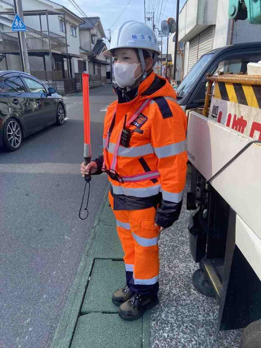 株式会社輪宝の制服1