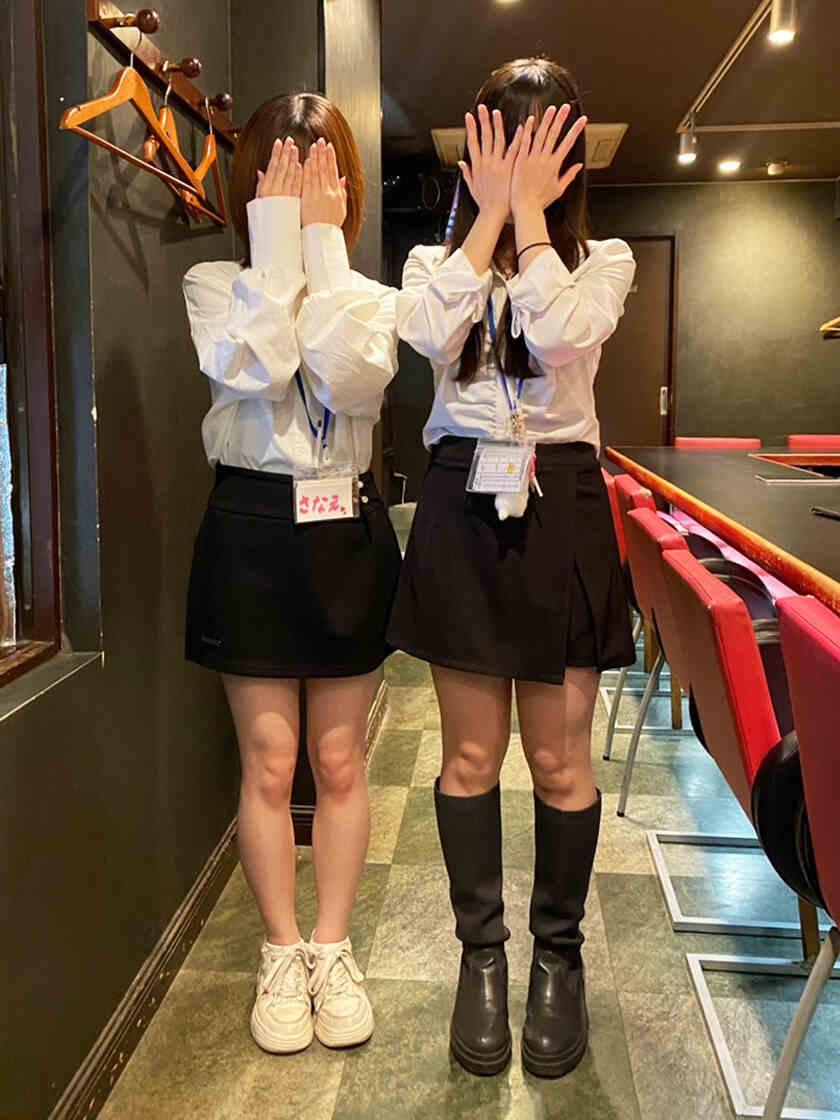 コンセプトカラオケBar Grand Lineの制服1