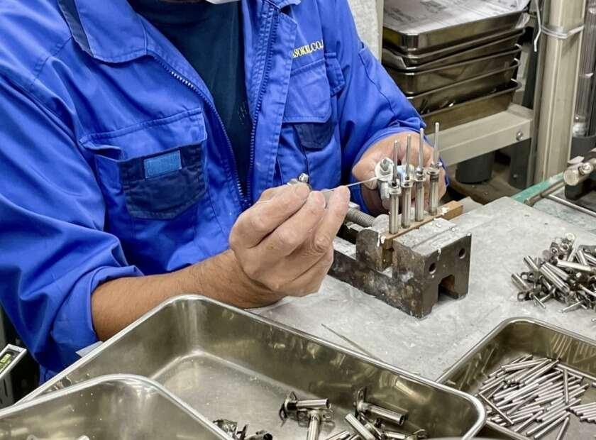 株式会社八洲測器の制服1