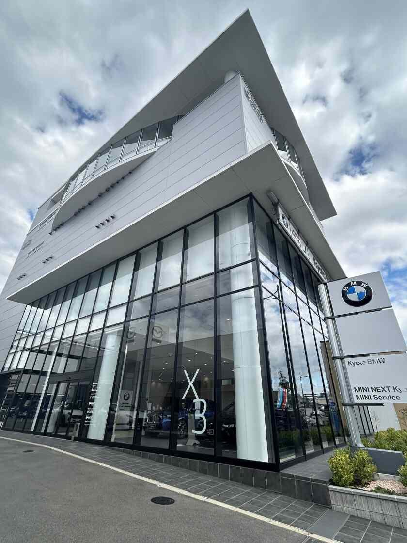 Kyoto BMW 本社 / BMW Premium Selection 京都五条の制服2