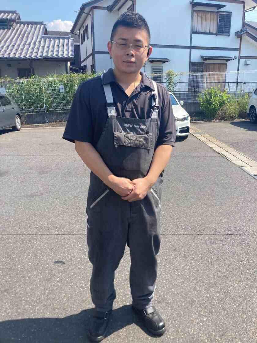 BMW Premium Selection 滋賀の制服1