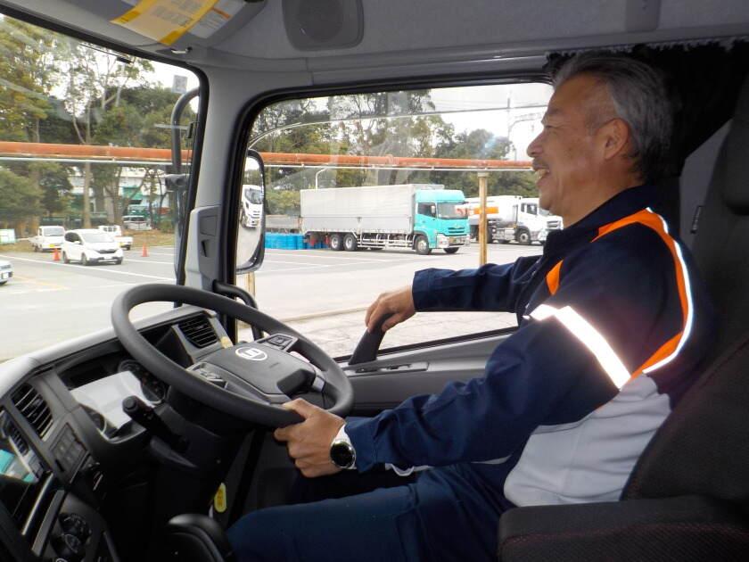 株式会社丸運トランスポート東日本　市原営業所の制服3