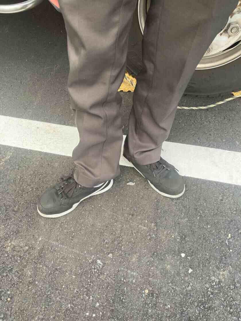 株式会社キユーソーティス 枚方営業所(上場会社KRSグループ)の制服3