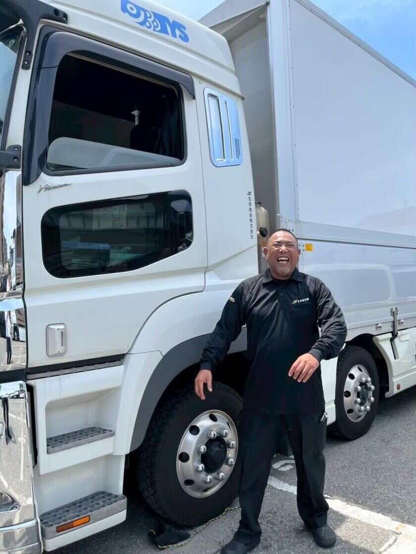 吉幸商会株式会社の制服1