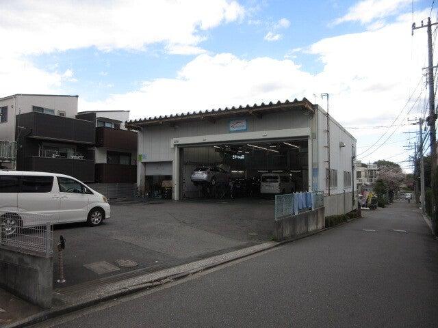 ウエインズトヨタ神奈川株式会社　都筑サービスセンター店の制服5