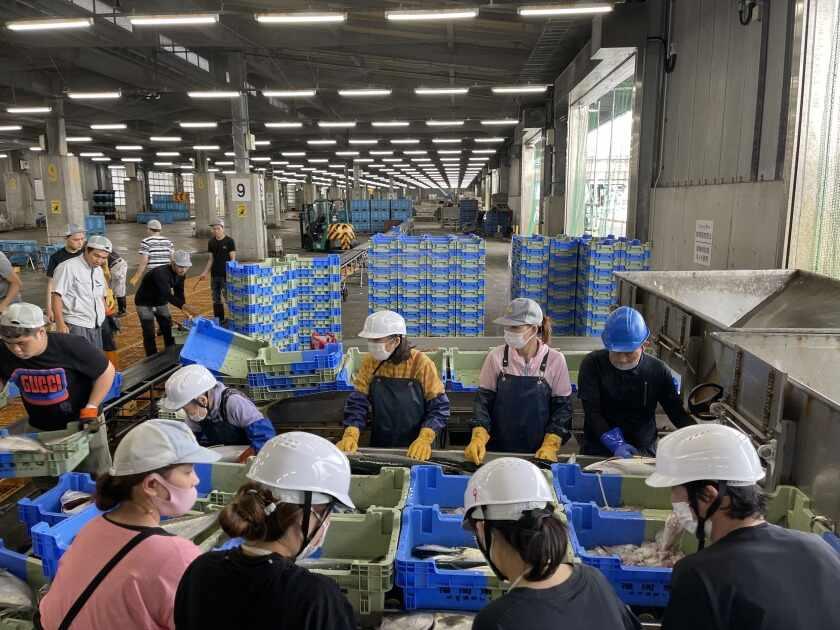 株式会社フクニの制服3