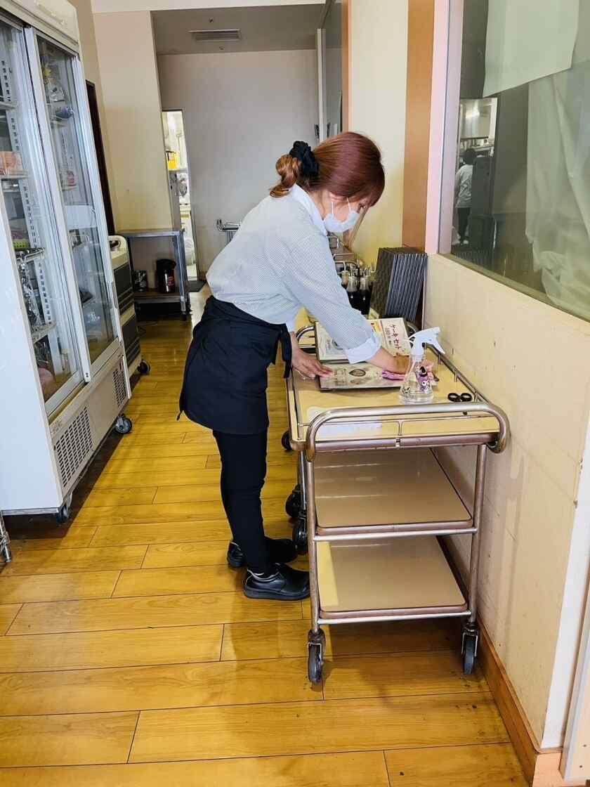 株式会社ベルグの制服3