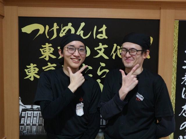 <行列店>幸せそうなお客様を見て、自分も笑顔に◎接客/調理(フード・飲食、台東区)のイメージ画像