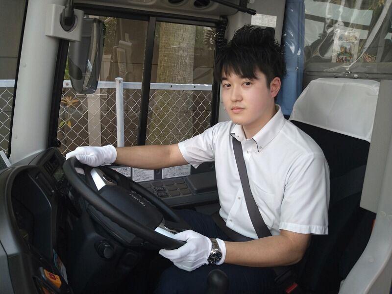 大新東株式会社_観光バス運転手（東京都江東区）の仕事画像1