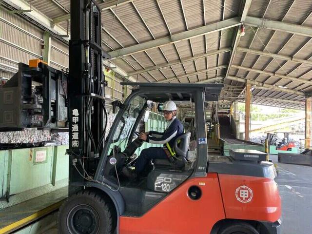 一歩踏み出すあなたを応援！仕事復帰も◎製紙工場内のリフト作業(軽作業・物流、春日井市)のイメージ画像