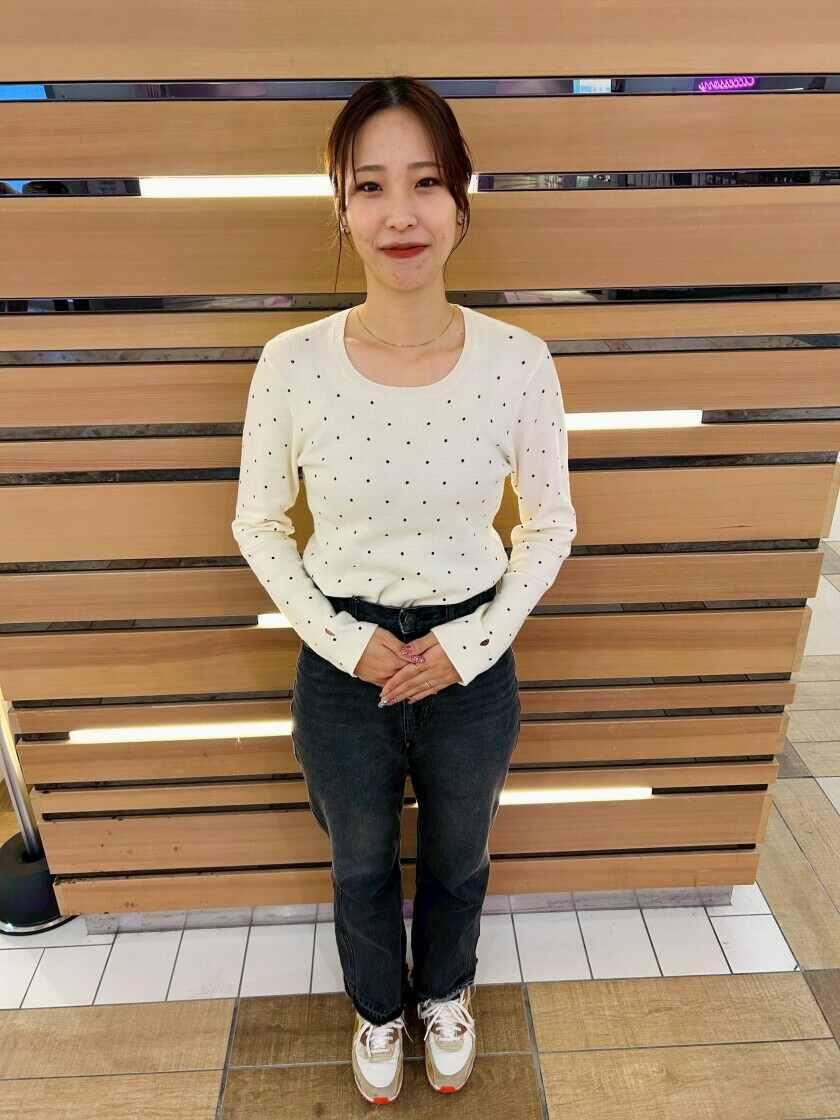 LUPIS アミュプラザおおいた店の制服1