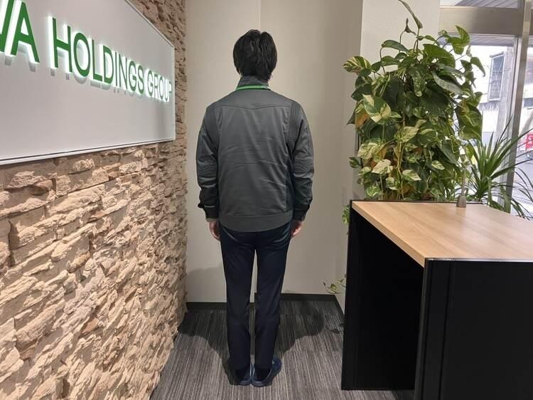 宝和ホールディングス株式会社の制服2