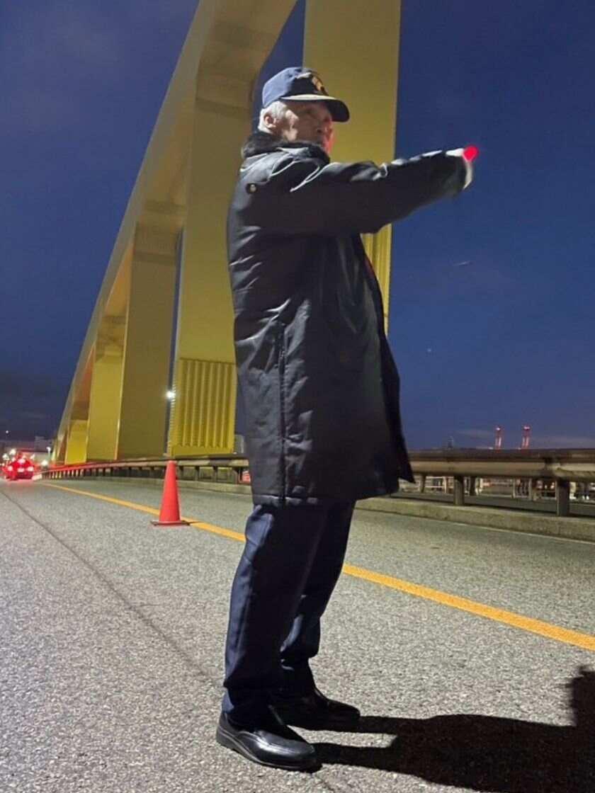 阪神警備保障株式会社の制服2