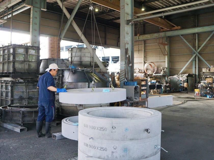 林屋コンクリート工業の制服4