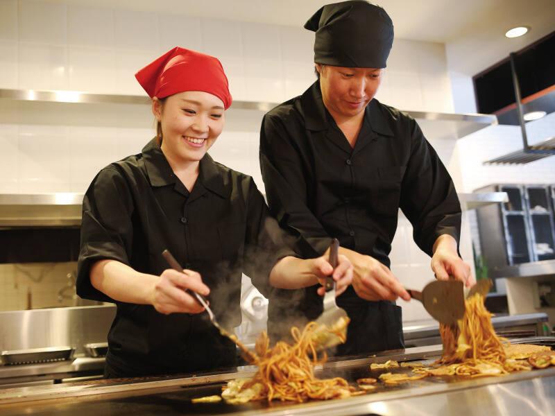 お好み焼き専門店 ぼてぢゅう 中部国際空港店の仕事画像2