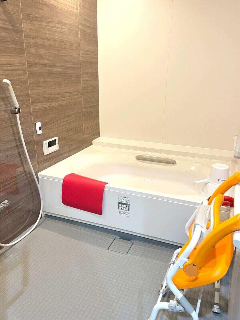 さくら苑（株式会社サクラコーポレーション）の制服1