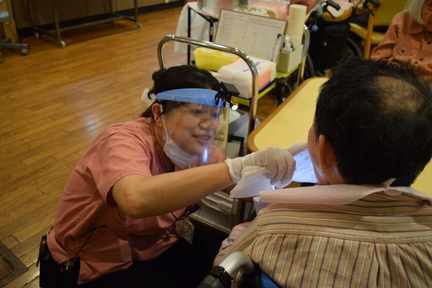 医療法人健志会（今津ステーション歯科クリニック）の制服5