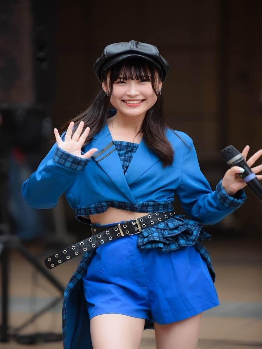 株式会社フロンティアコーポレーション　002の制服1