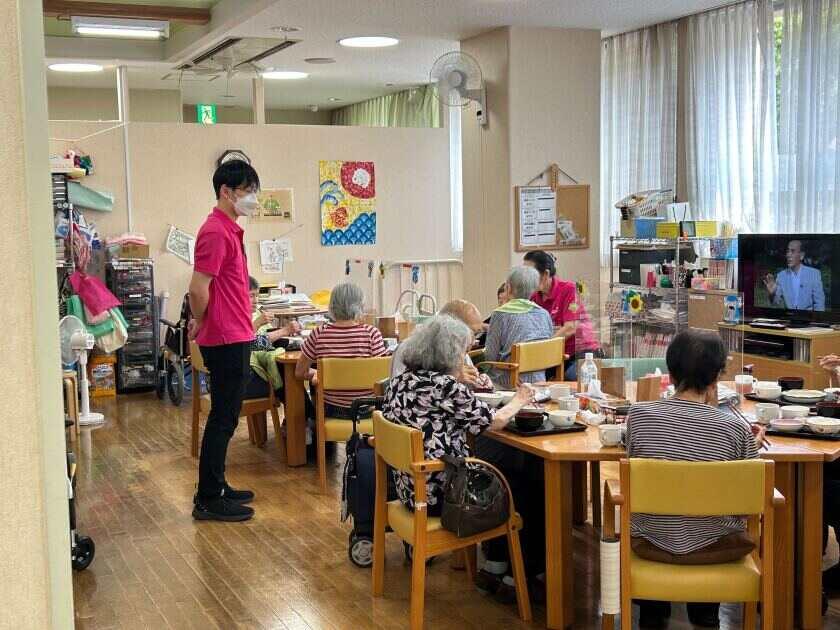 横浜市本牧原地域ケアプラザの制服1