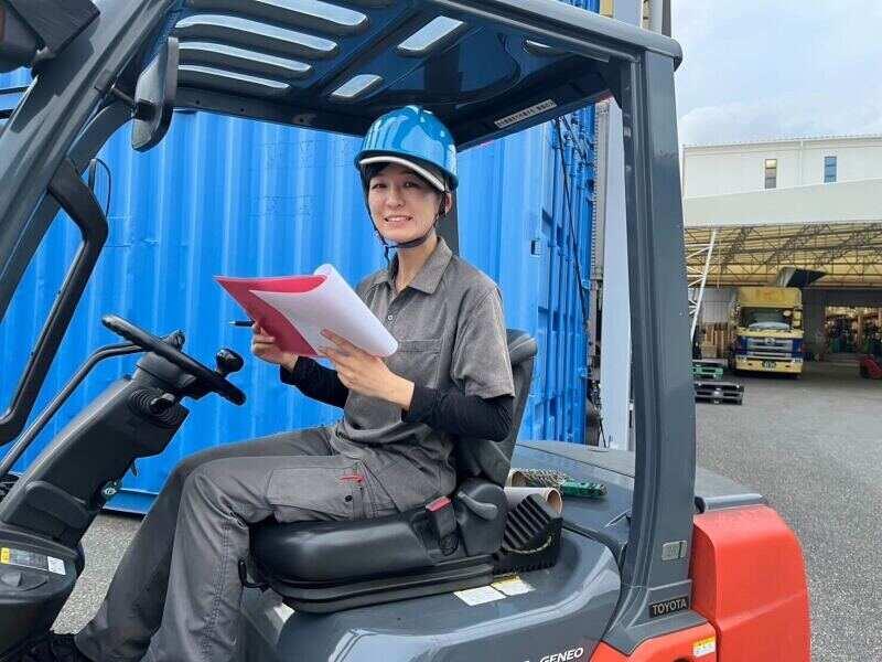 ジェイカス株式会社 六甲アイランドロジスティックスセンターの仕事画像1