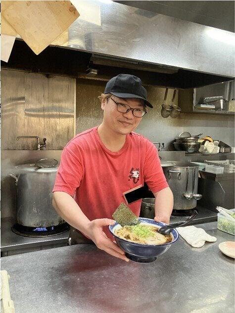 麺家くさび福島店の制服2