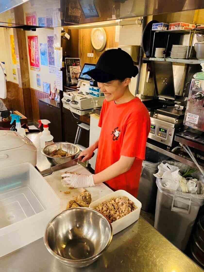 麺家くさび郡山本店の制服2