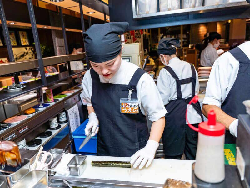 回転寿司 根室花まる 南25条店の仕事画像2