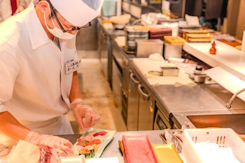 町のすし家 四季花まる 時計台店の仕事画像3