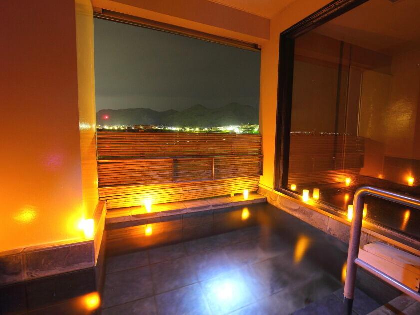 浜辺の湯・浪漫の歌 宿中屋の制服9