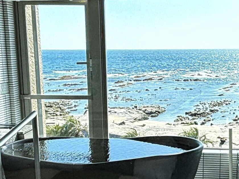 浜辺の湯・浪漫の歌 宿中屋の制服2