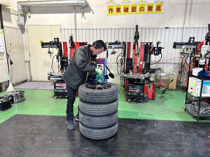 タイヤワールド館BEST帯広店の仕事画像2