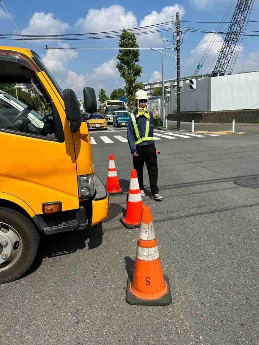 合同会社RCSの制服2