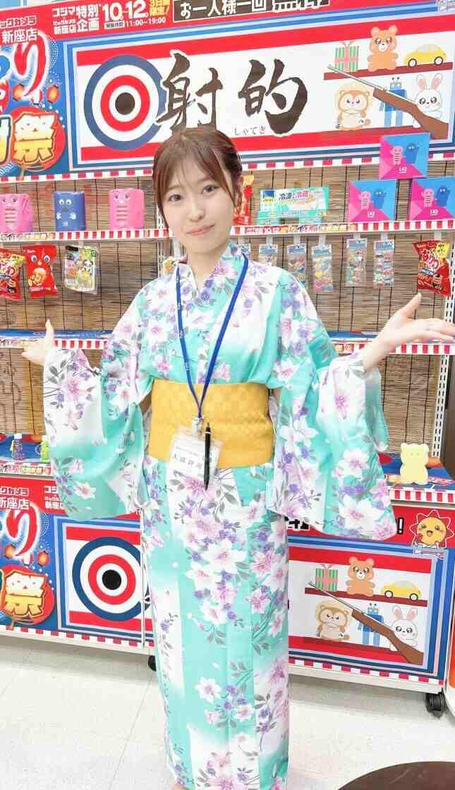 EEM株式会社の制服3