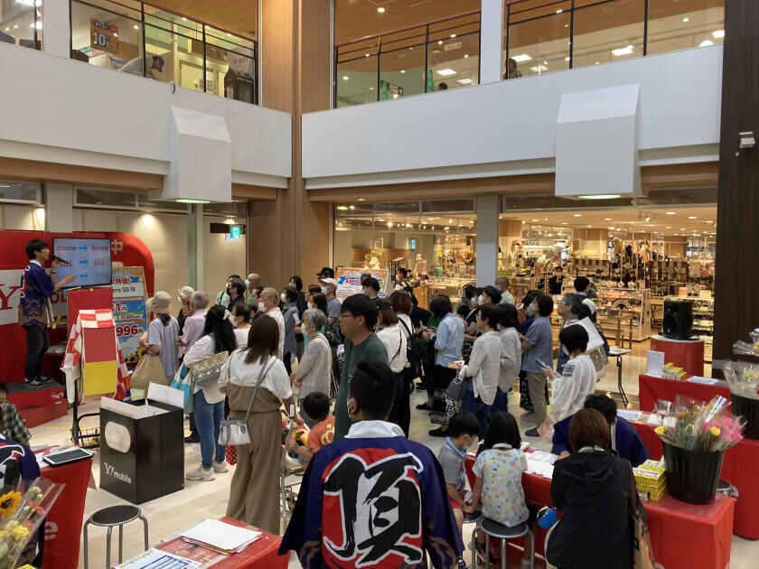 EEM株式会社の制服3