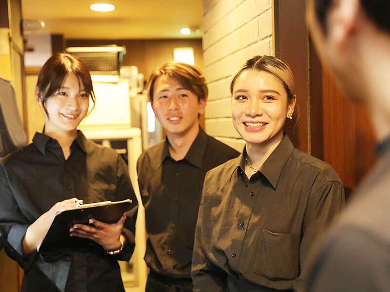 和モダン酒場 さつま武蔵　田町店（高時給×履歴書不要）の制服2