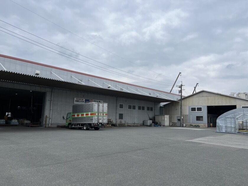 株式会社ハラダの制服1