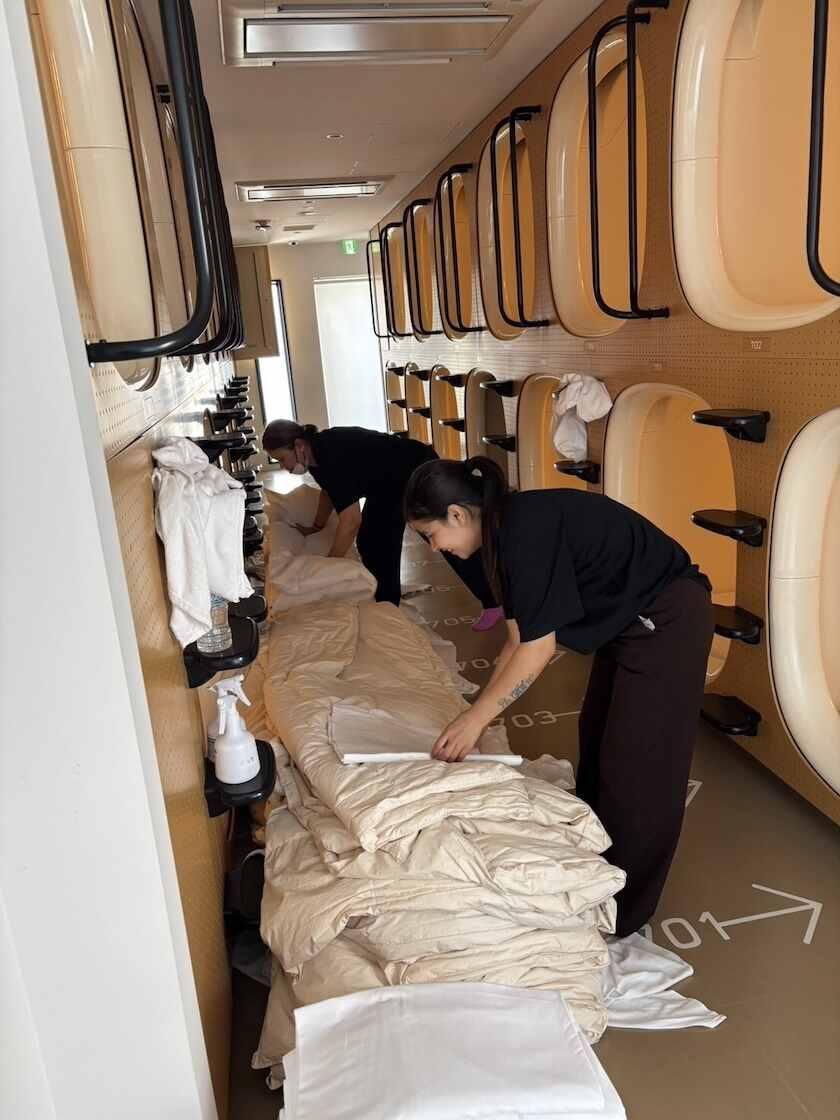 株式会社ナインアワーズ　9h人形町の制服7