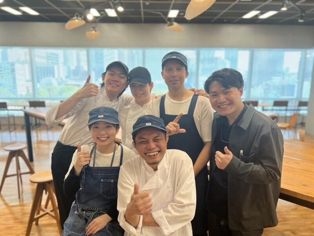 【リニューアルオープン】電通本社内の調理補助!まかない◎週2~(フード・飲食、港区)のイメージ画像