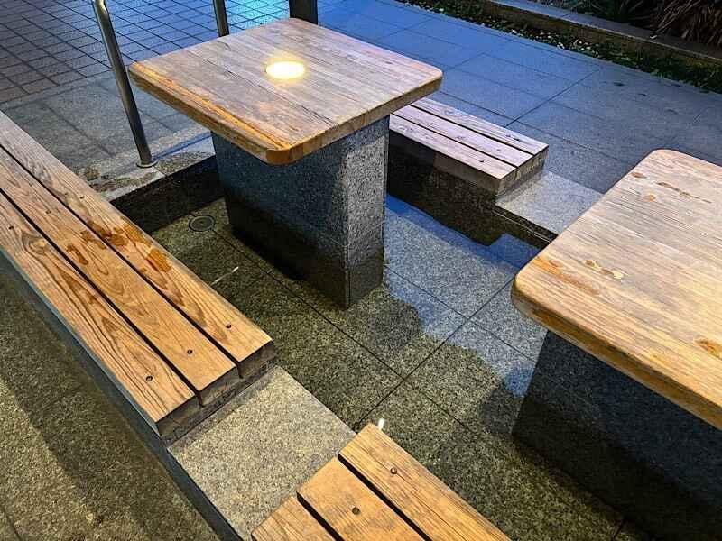 株式会社BRAVELYの制服8