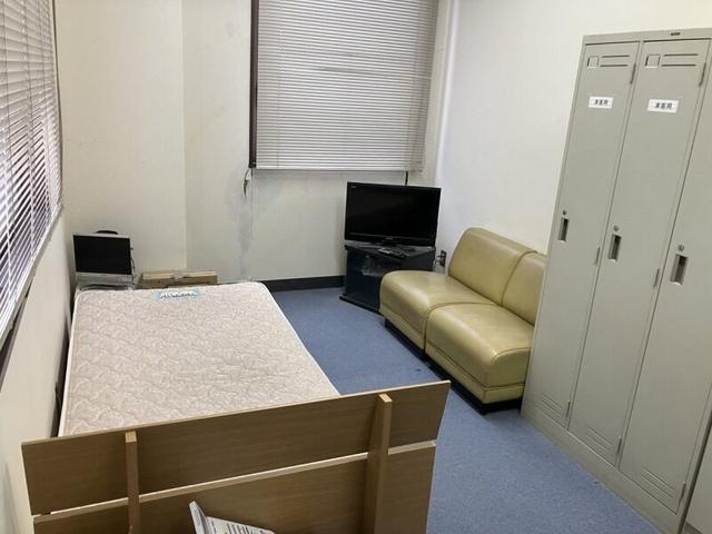 【シニア世代活躍中！】石油基地内維持管理（夜間警備業務）(サービス、鹿児島市)のイメージ画像