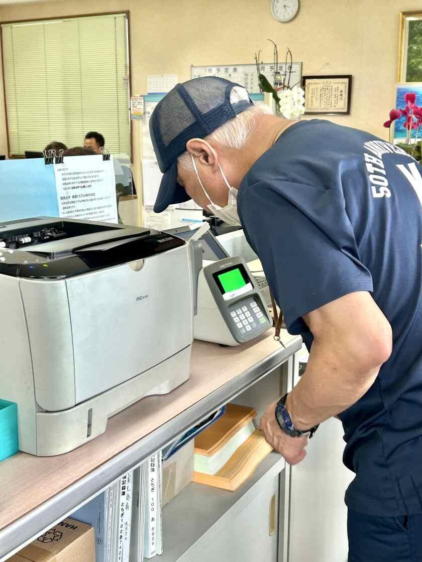 株式会社共同陸運＿正社員の制服3