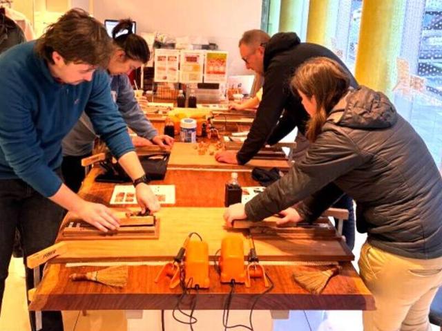 【新OPEN】お箸作りワークショップのスタッフ/英語も活用◎(販売、中央区)のイメージ画像
