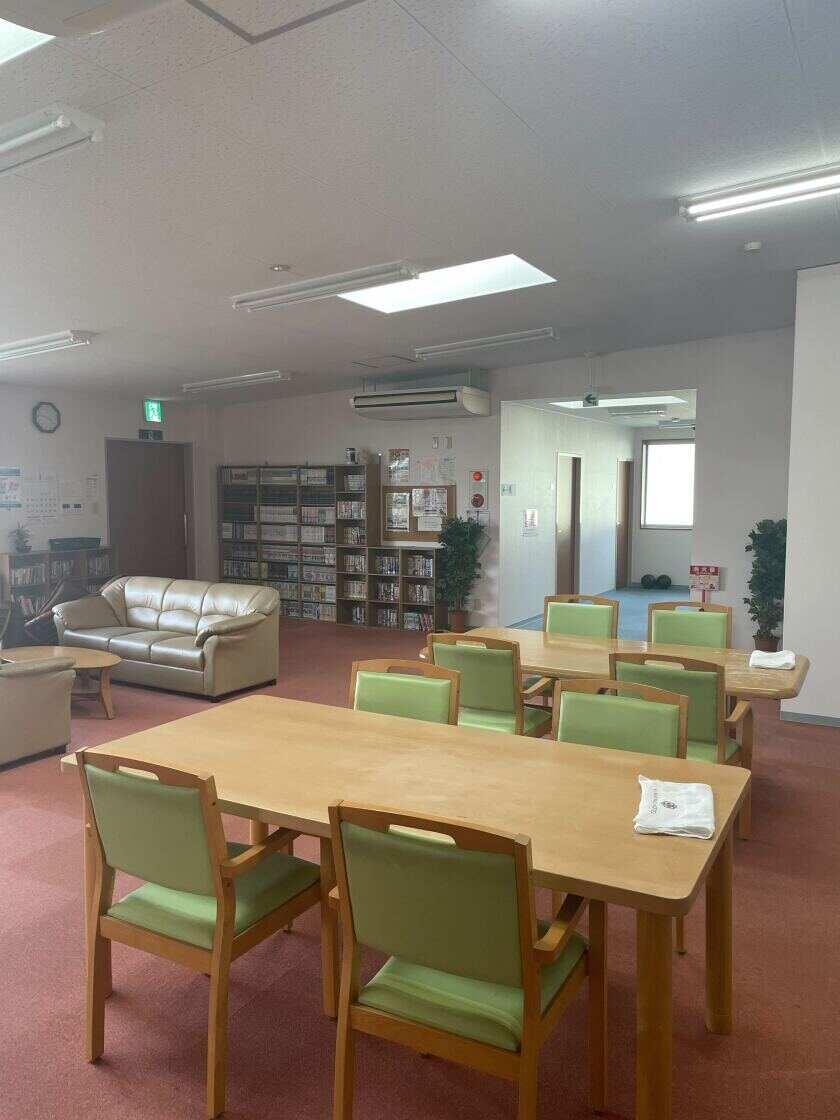 アウトソーシングジャパン株式会社の制服2