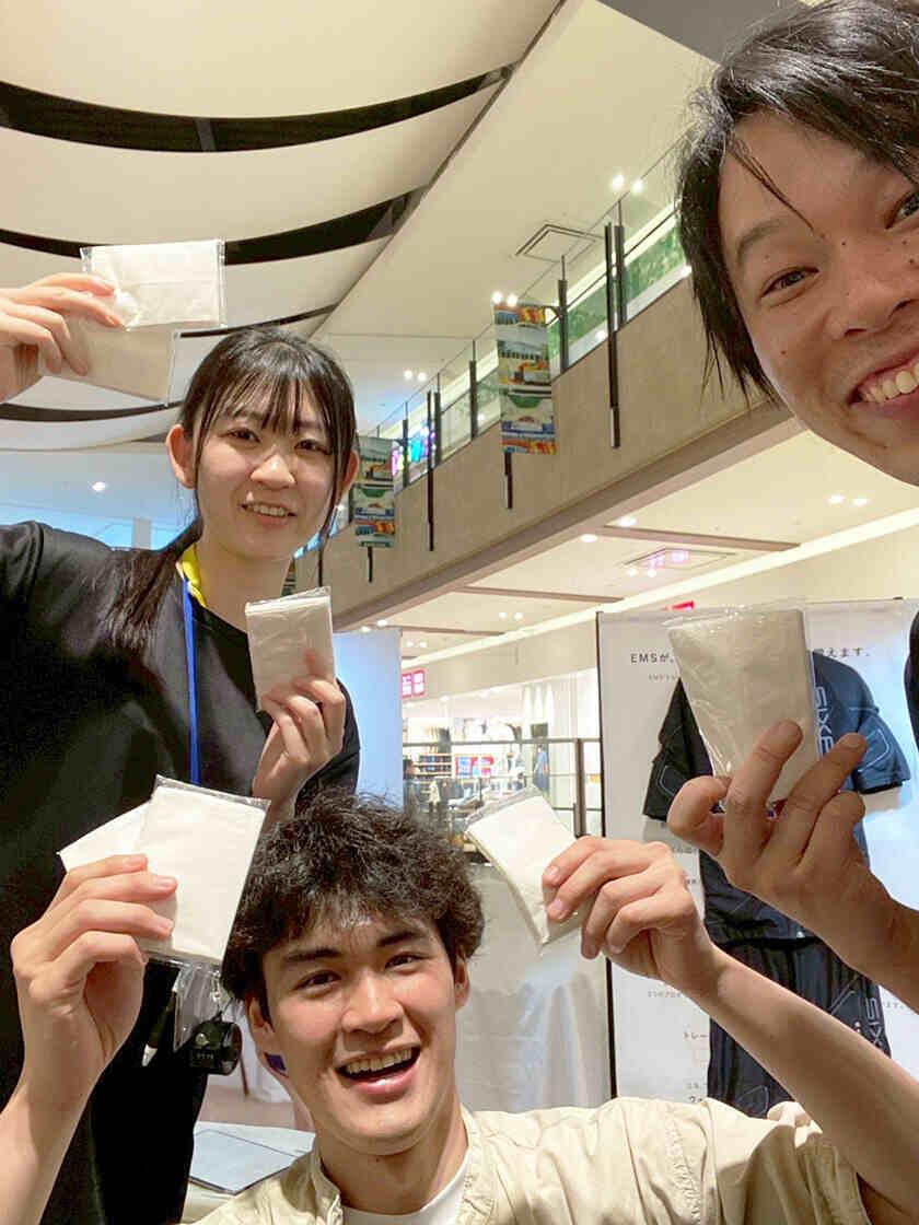 株式会社Alfine（アルフィン）の制服4