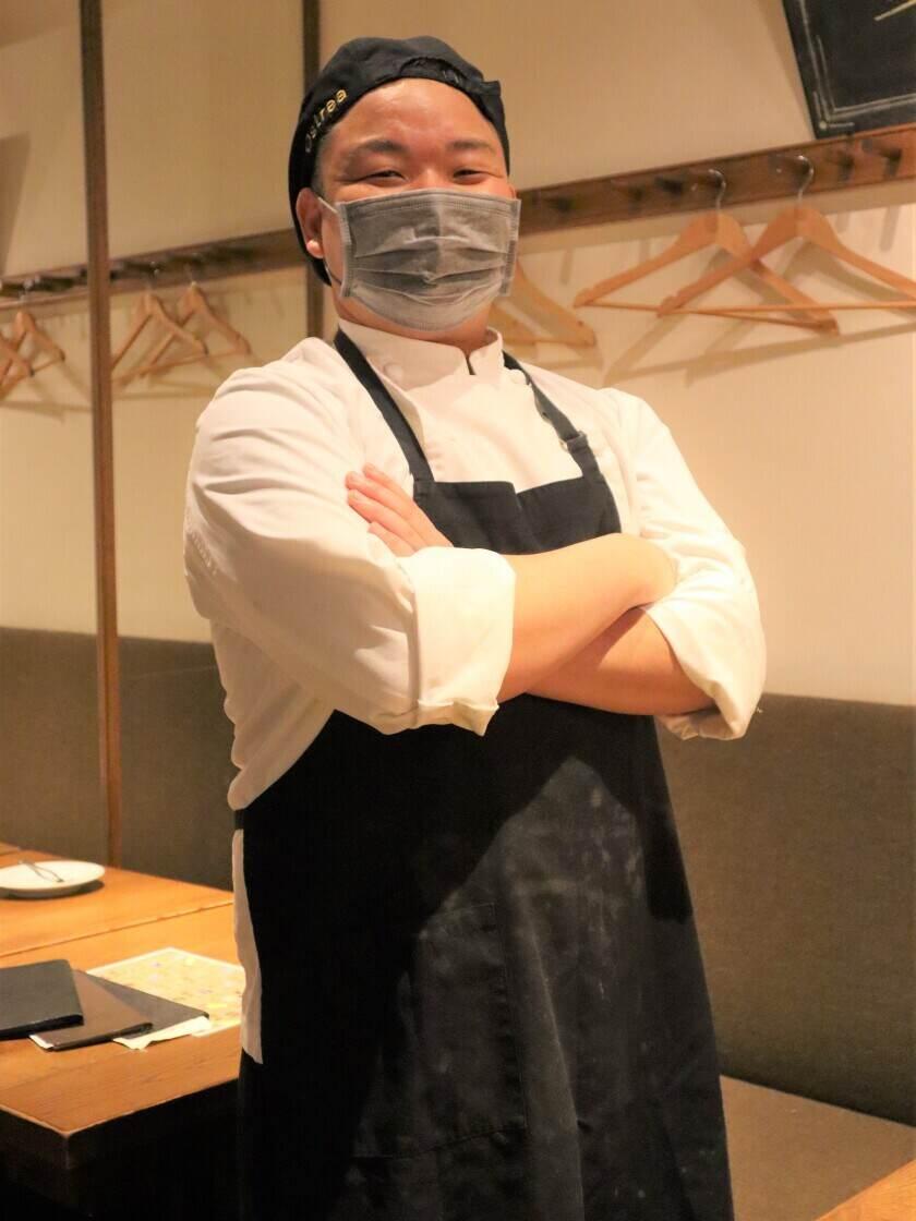 銀座コリドー通り店の制服1