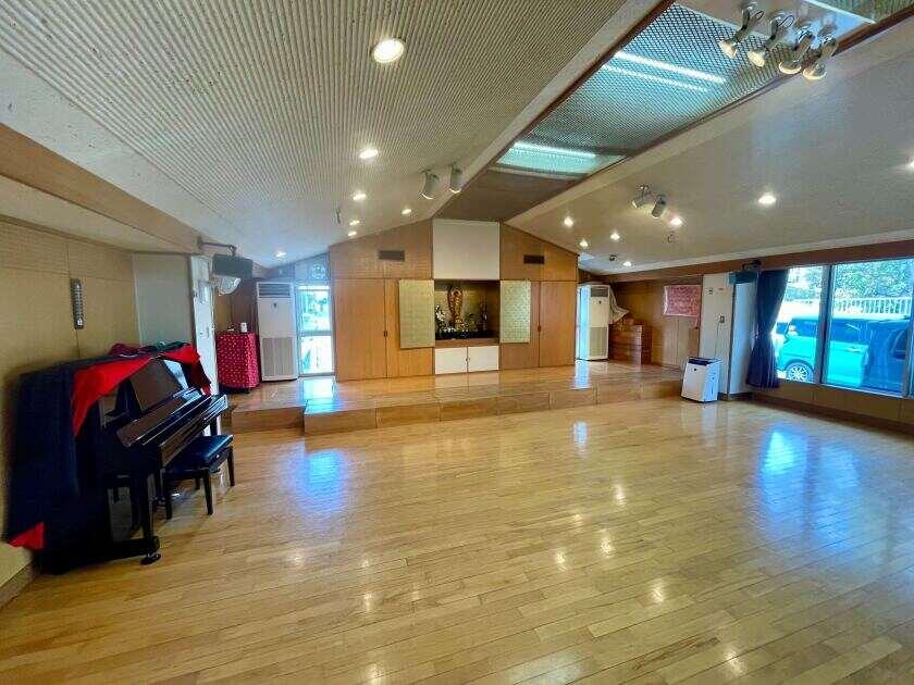 明照認定こども園の制服3